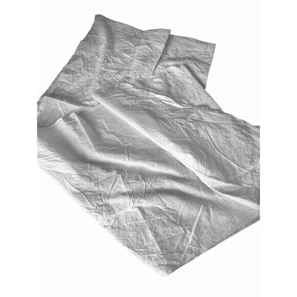 White Cotton Eyelet Lace Fabric Floral Embroidered 3.88 Yards X 44" Sewing - Picture 4 of 8